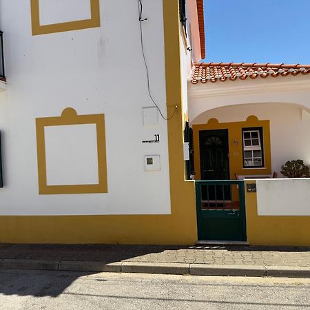 Quarto Duplo Com Terraco E Casa De Banho Privativa - Em Casa De Praia Em Almograve - Trilho Dos Pescadores Одемира Екстериор снимка