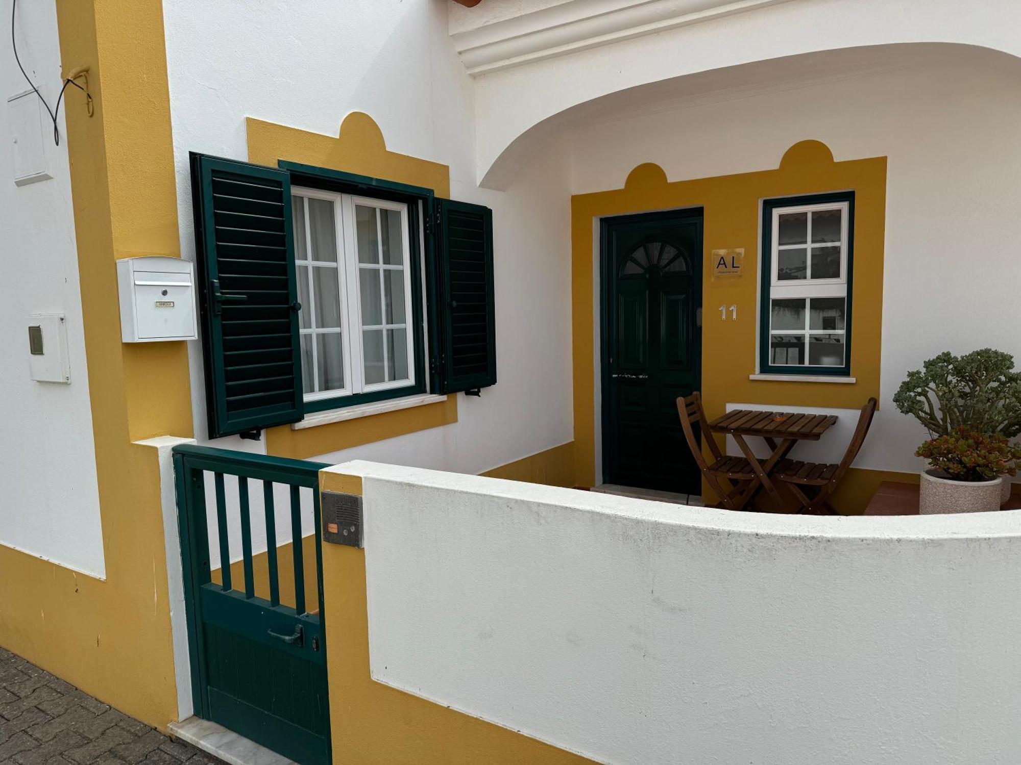 Quarto Duplo Com Terraco E Casa De Banho Privativa - Em Casa De Praia Em Almograve - Trilho Dos Pescadores Одемира Екстериор снимка